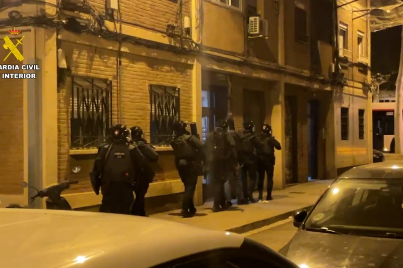 La Guardia Civil detiene a un individuo altamente radicalizado por sus actividades de proselitismo y adoctrinamiento a favor de DAESH