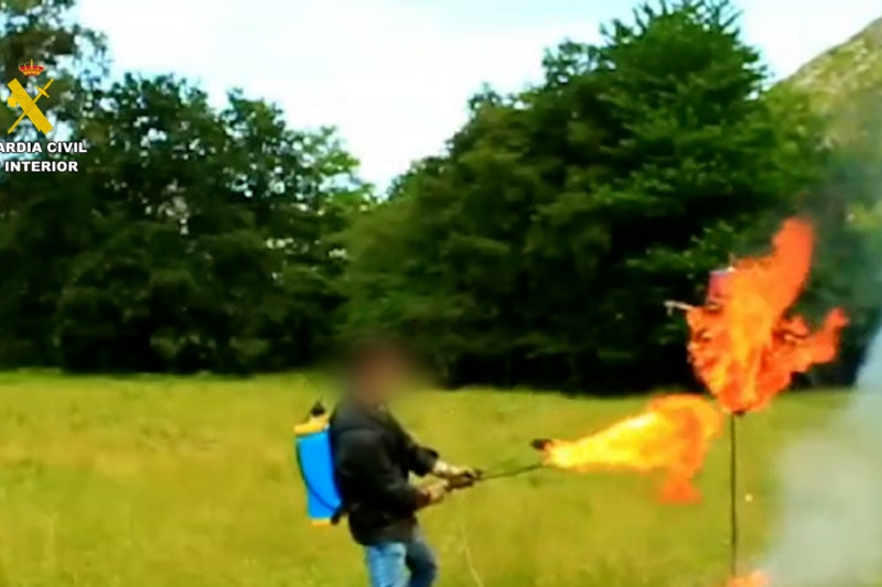Detenido un youtuber con más de un millón de suscriptores por fabricación ilegal de explosivos
