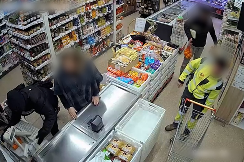 Detenidas dos personas por atracar una tienda de alimentación a punta de pistola en Huesca