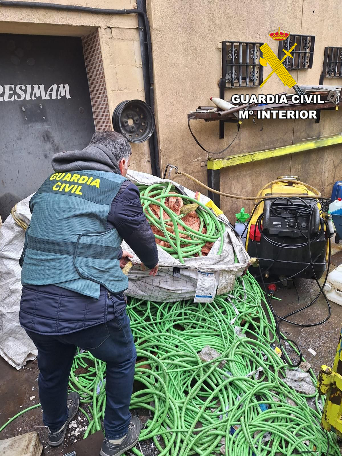 Detenidas e investigadas 17 personas por el robo de tonelada y media de cobre en Ávila y Valladolid