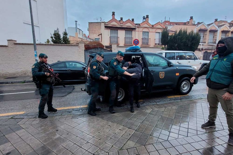 Detenido un yihadista en Granada que manejaba bots para acceder a contenido terrorista a través de Internet