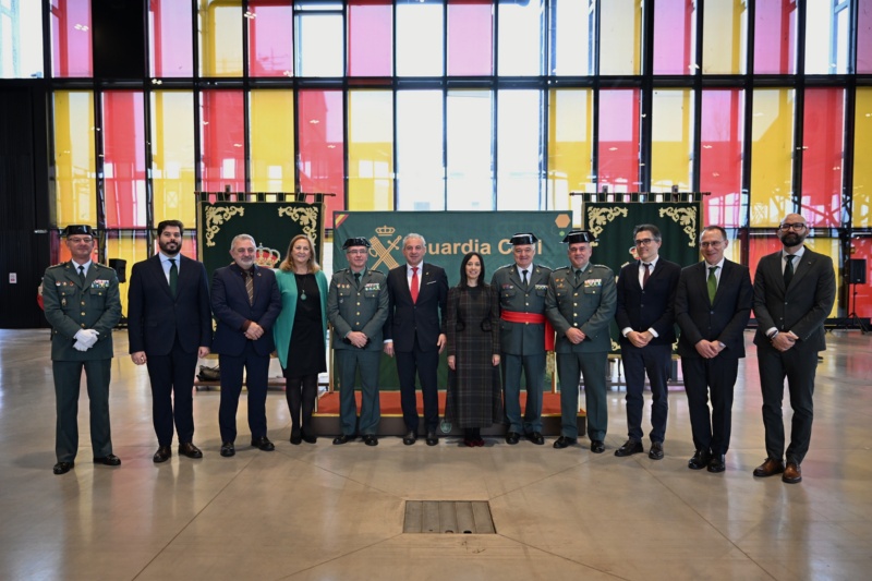 Mercedes González preside la toma de posesión del nuevo jefe de Zona de Castilla y León