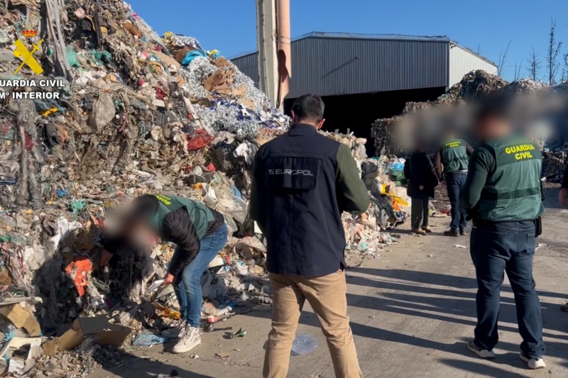 Desarticulada una organización delictiva internacional dedicada al tráfico ilícito de residuos urbanos procedentes de Italia