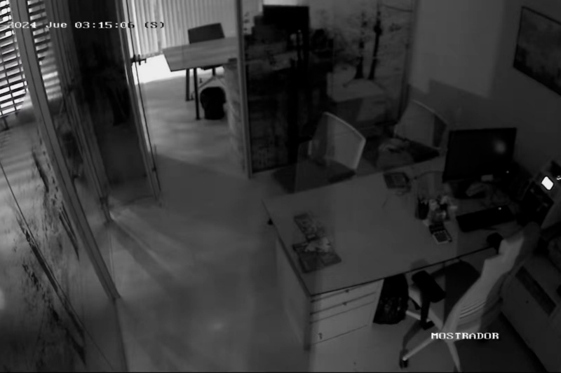 Dos detenidos por robar en cajeros automáticos mediante el uso de explosivos