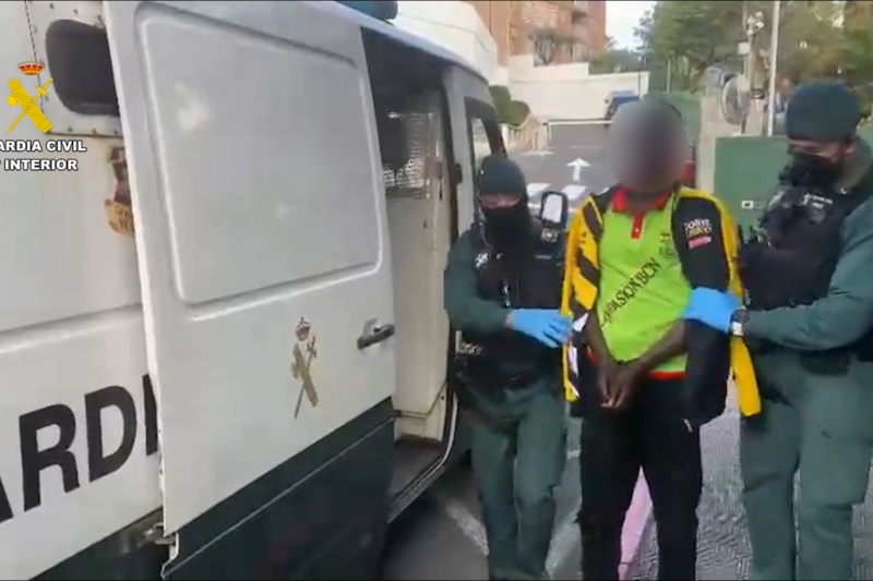 Detenidos los patrones de un cayuco que alcanzó las costas canarias procedente de Senegal en el que fallecieron ocho personas