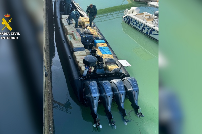 Intervenidas 5,7 toneladas de hachís en las costas de Huelva