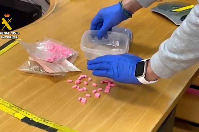 La Guardia Civil detiene a uno de los huidos más buscados de Alemania en Estepona (Málaga)