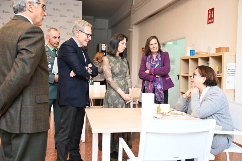 La Guardia Civil y la Asociación Española contra el Cáncer firman un protocolo para fomentar la lucha contra esta enfermedad
