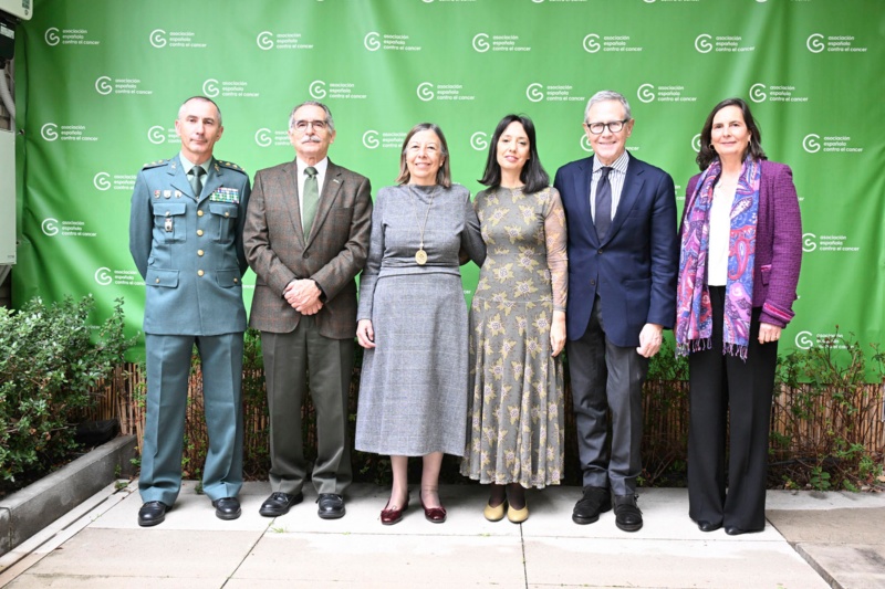 La Guardia Civil y la Asociación Española contra el Cáncer firman un protocolo para fomentar la lucha contra esta enfermedad
