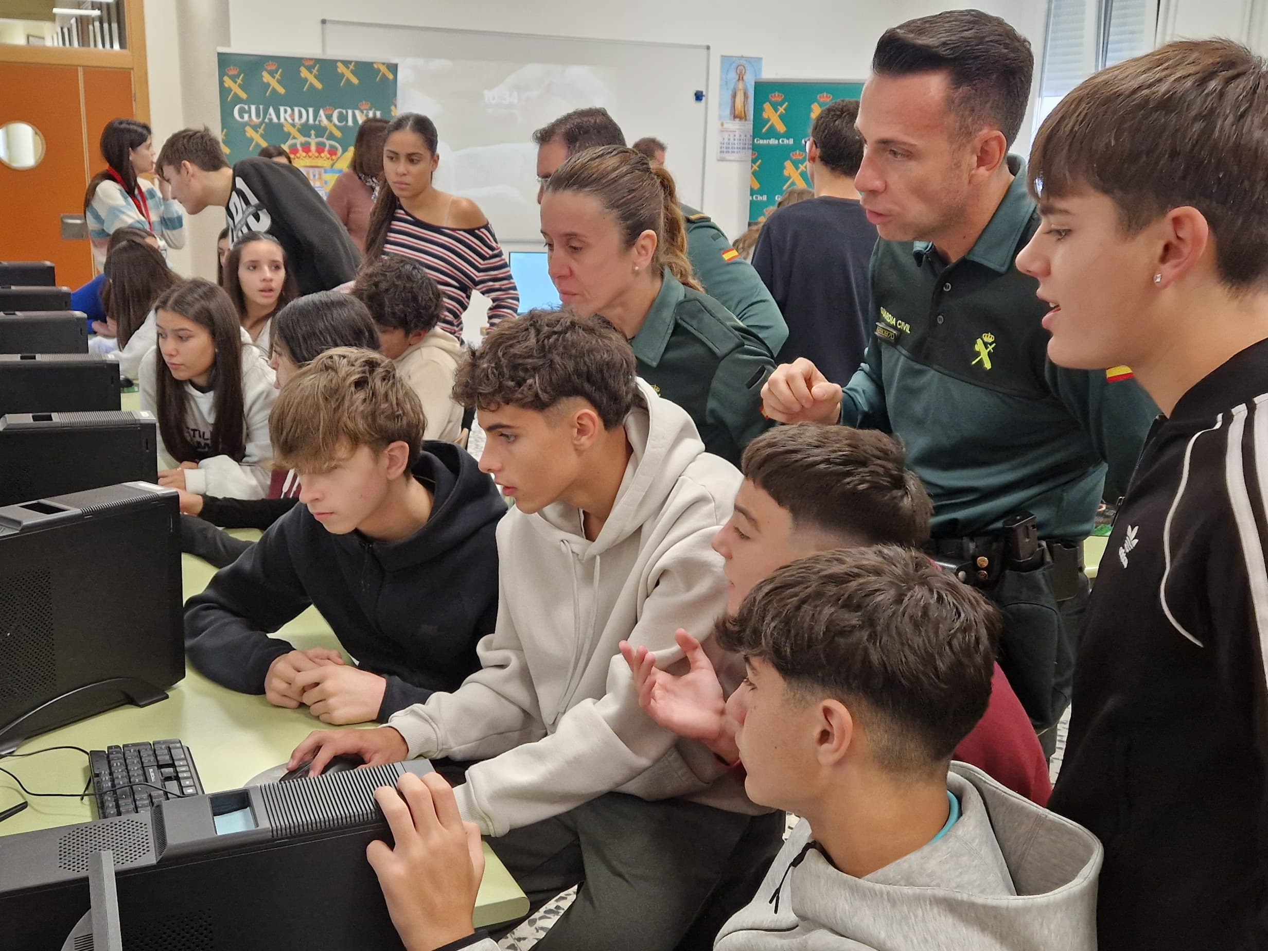 Estudiantes de 4º de la ESO en la National Cyber League de la Guardia Civil, año 2024