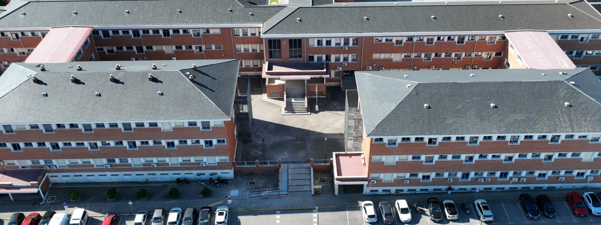 Fachada del Centro de Perfeccionamiento de la Guardia Civil