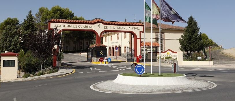 Entrada a la Academia de Cabos y Guardias de la Guardia Civil