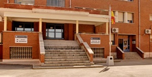 Fachada del Centro de Especialización de la Guardia Civil