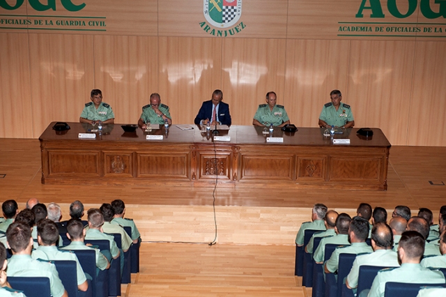 El Director General de la Guardia Civil inaugura el curso 2016-17 en la Academia de Oficiales de Aranjuez