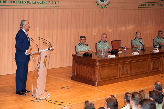 El Director General de la Guardia Civil inaugura el curso 2016-17 en la Academia de Oficiales de Aranjuez