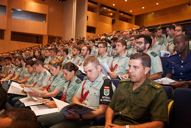 Arsenio Fernández de Mesa inaugura el XXVII Seminario Duque de Ahumada “Seguridad portuaria y aeroportuaria: adaptación de la Guardia Civil a un nuevo escenario”
