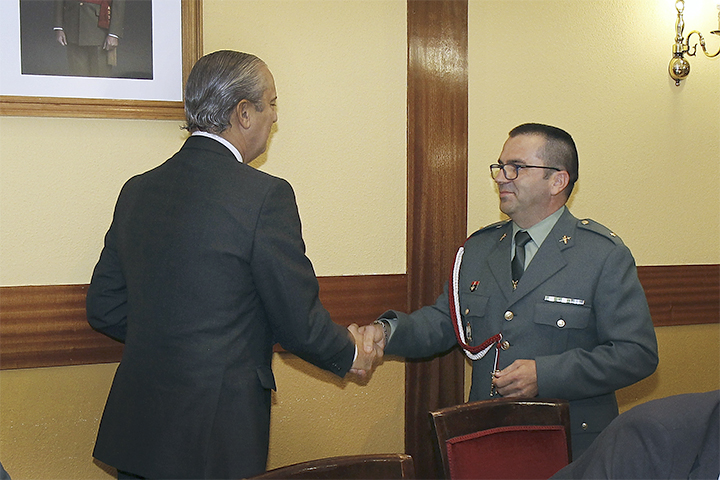 El Director General se reúne con los Alféceres alumnos de la Academia de Oficiales de El Escorial