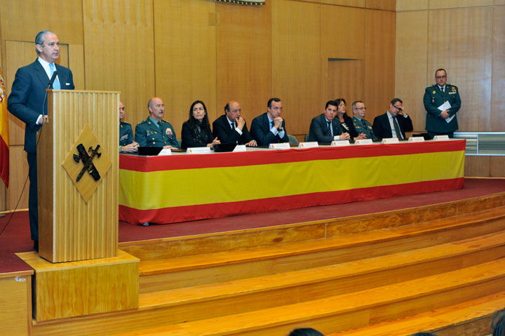 Acto de entrega de Diplomas del CXLV Curso de Tráfico en las modalidades de Motoristas y Atestados